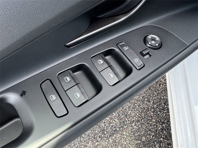 New 2025 Hyundai Elantra SEL image 11