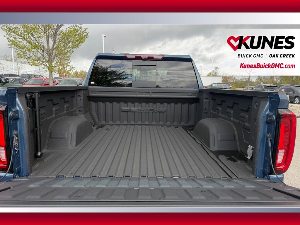 Used 2024 GMC Sierra 1500 Denali AWD/4WD image 5