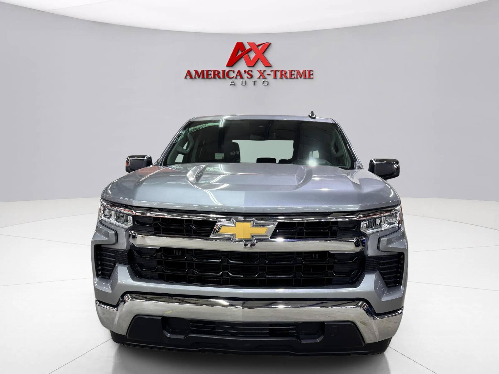 Used 2026 Chevrolet Silverado 1500 LT RWD image 2