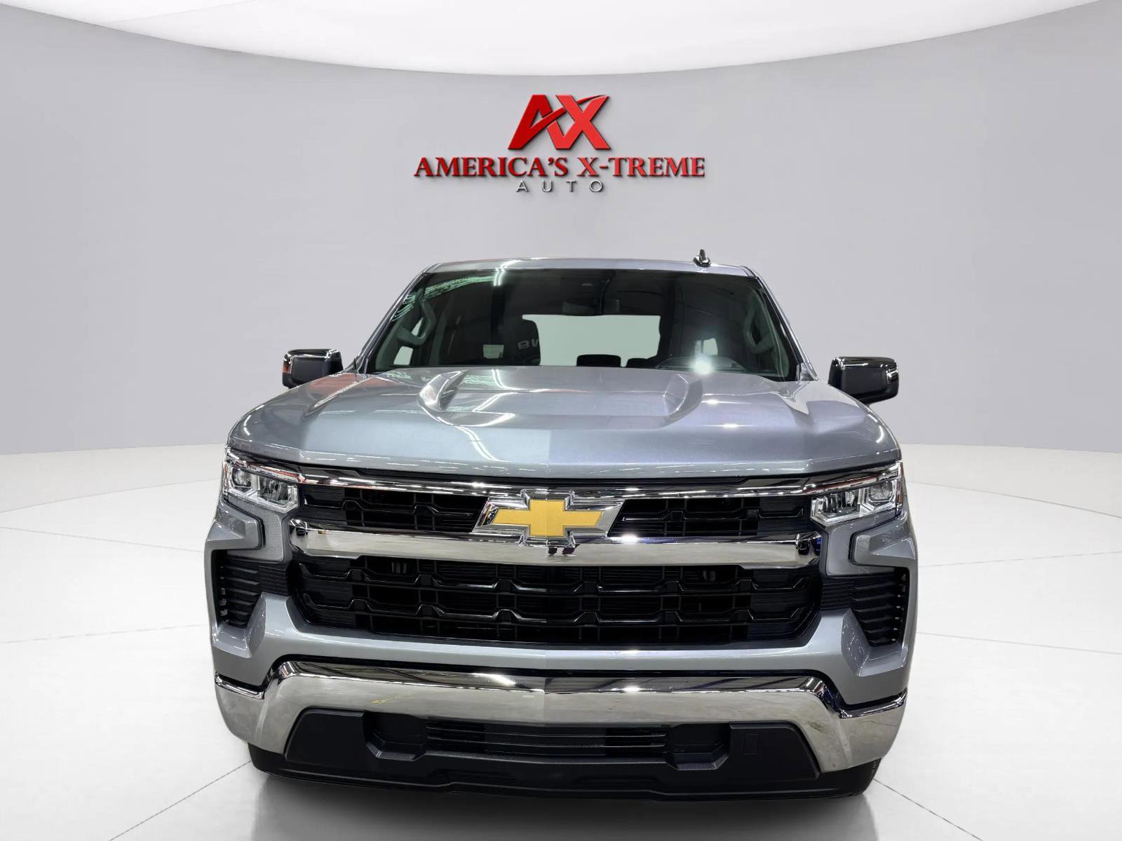 Used 2026 Chevrolet Silverado 1500 LT RWD image 2