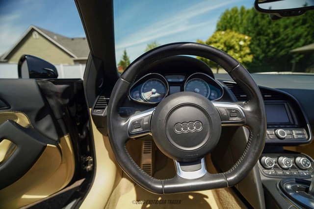 Used 2011 Audi R8 V8 AWD/4WD image 35