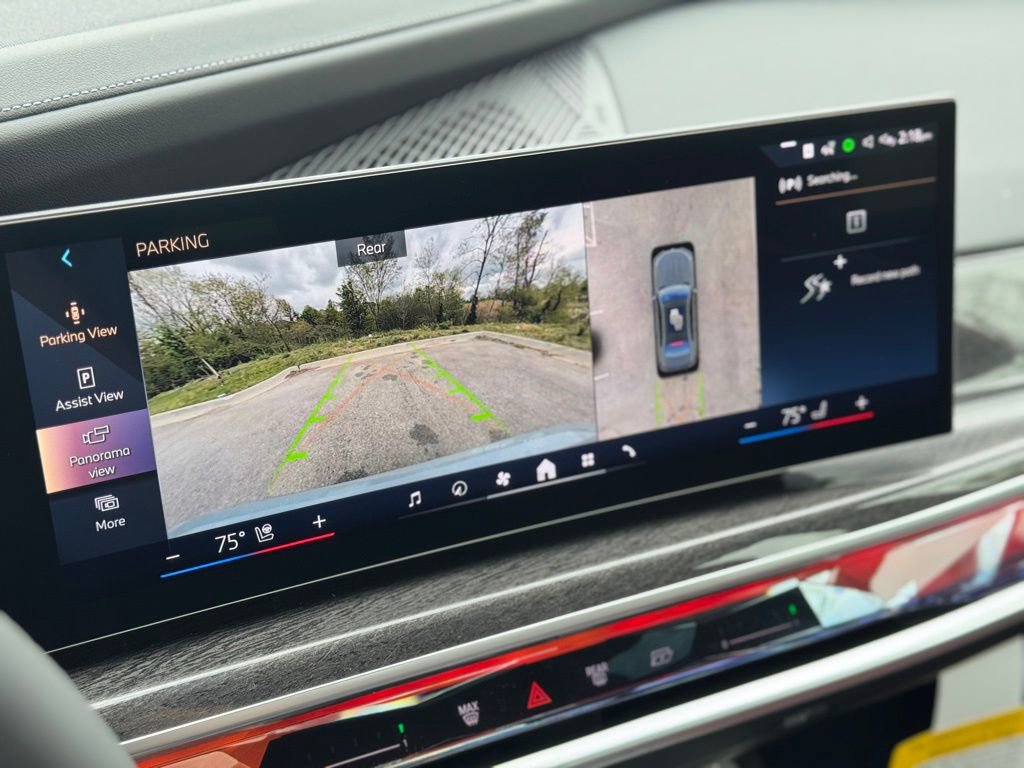 New 2026 BMW 760i xDrive w/ Premium Package AWD/4WD image 8