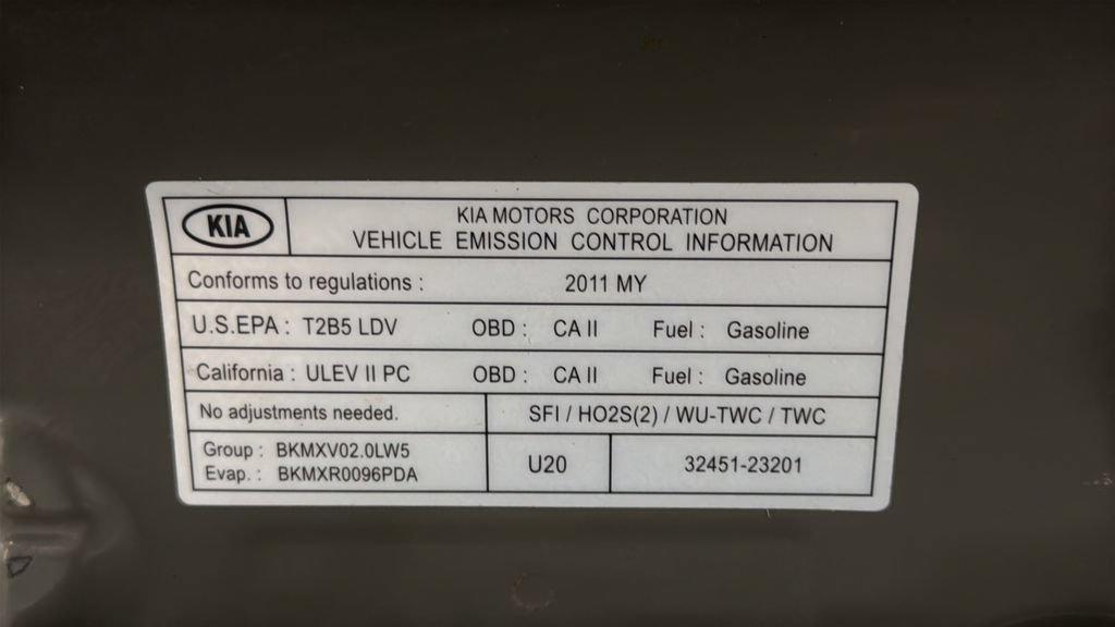 Used 2011 Kia Soul ! FWD image 34