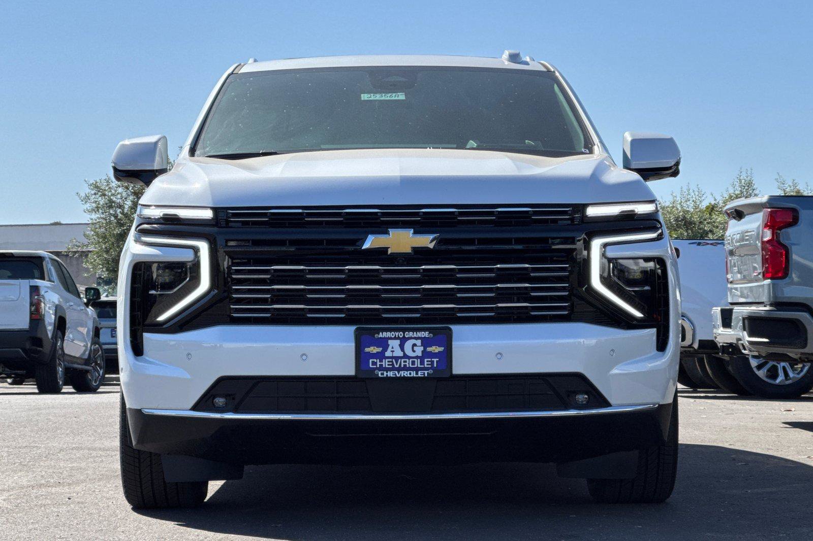 New 2025 Chevrolet Suburban High Country image 9
