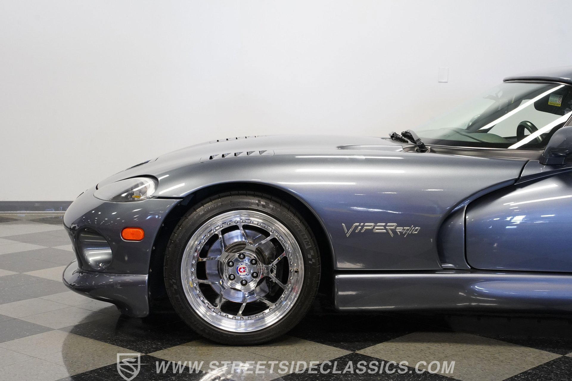 Used 2000 Dodge Viper RT/10 RWD image 24