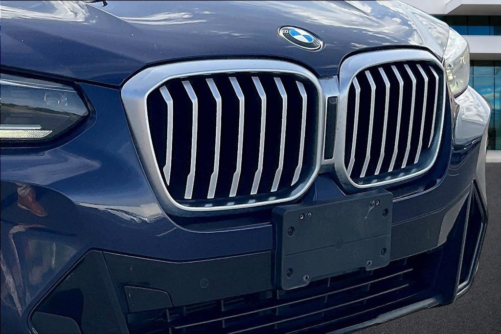 Used 2022 BMW X3 xDrive30i w/ M Sport Package 2 AWD/4WD image 32