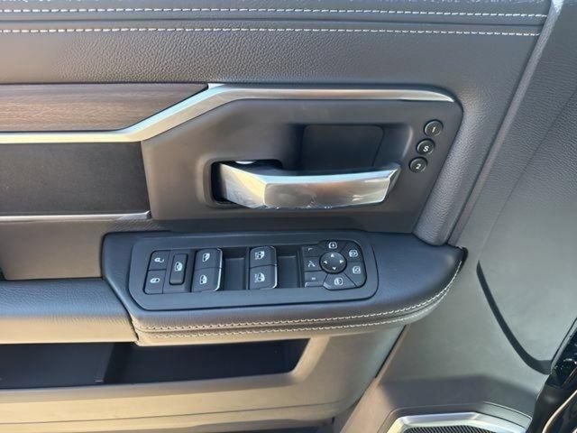 New 2026 RAM 2500 Laramie w/ Night Edition AWD/4WD image 11