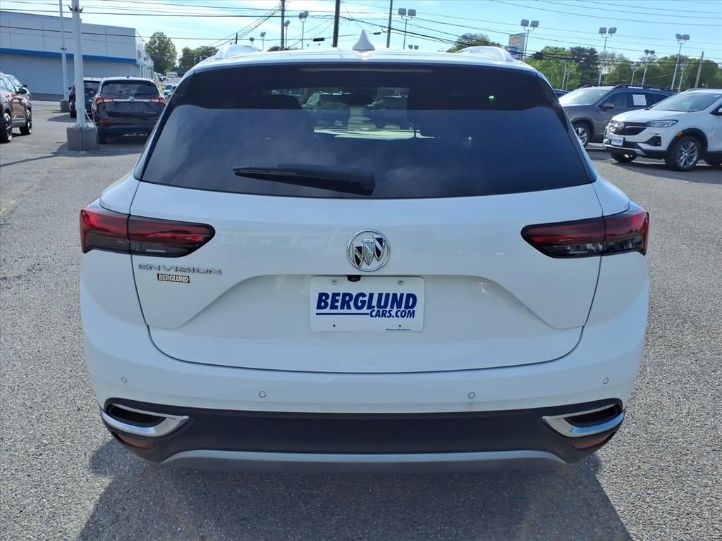 Used 2023 Buick Envision Essence FWD image 4