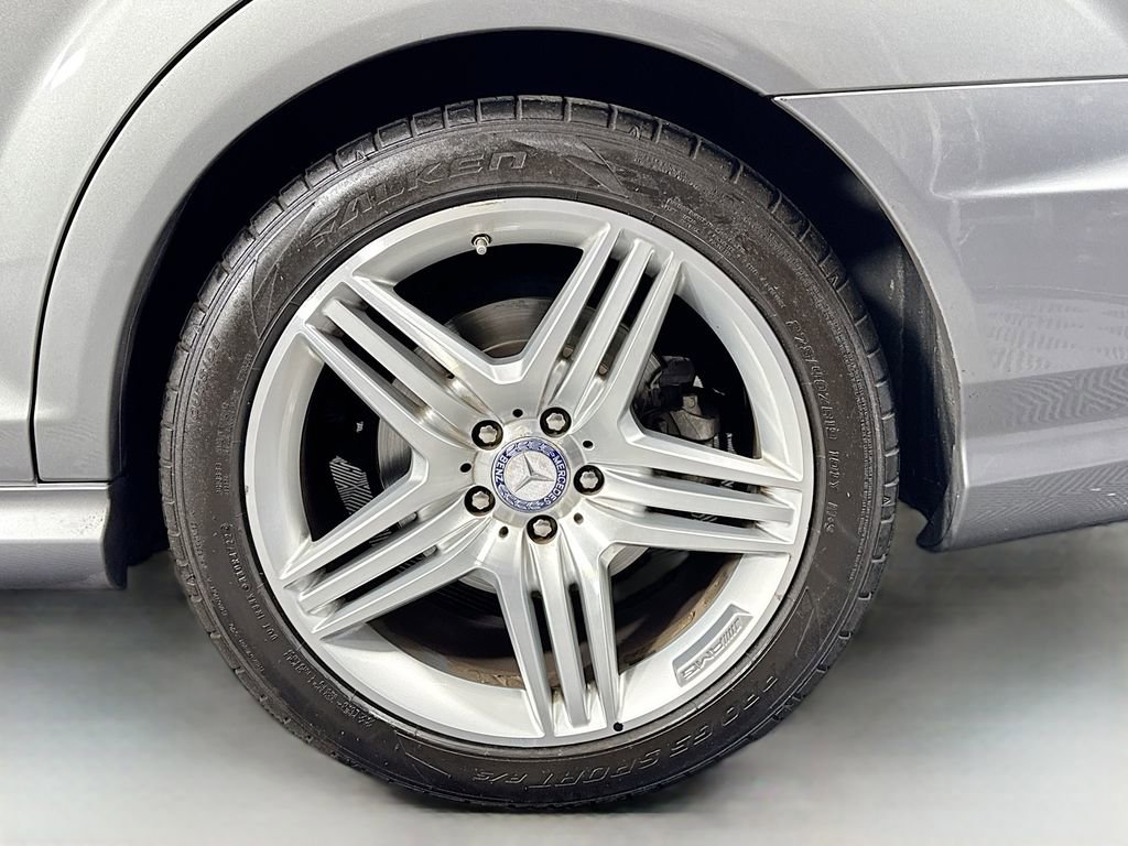 Used 2013 Mercedes-Benz S 550 image 38