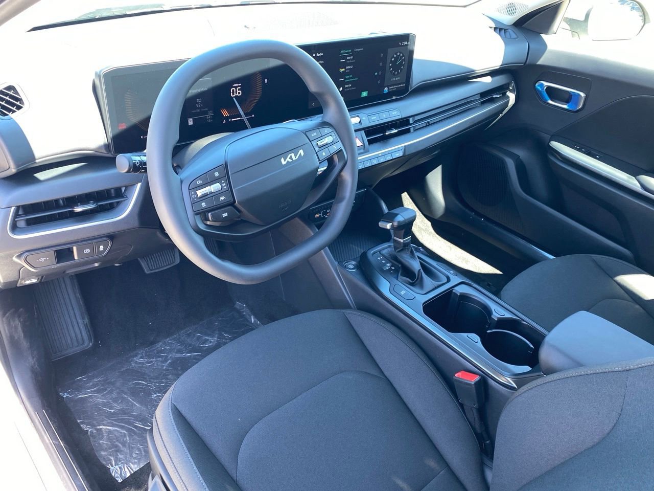 New 2026 Kia K4 LXS image 12