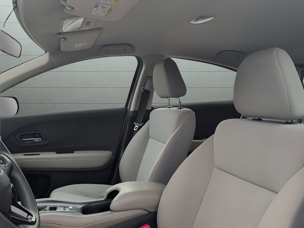 Used 2020 Honda HR-V LX image 9