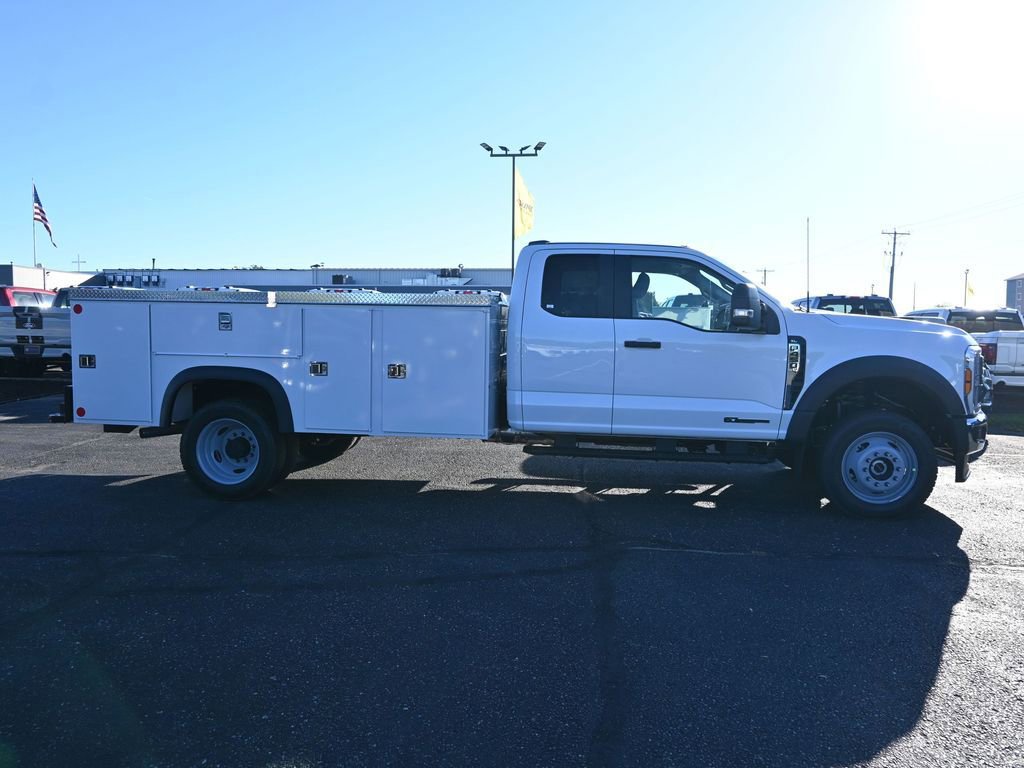 New 2026 Ford F450 XL w/ XL Chrome Package image 5