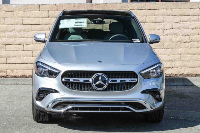 New 2026 Mercedes-Benz GLA 250 4MATIC image 2
