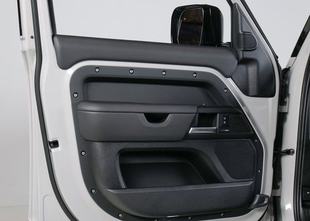 New 2026 Land Rover Defender 110 S image 24