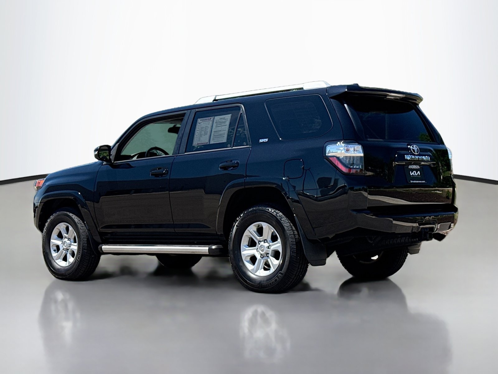 Used 2018 Toyota 4Runner SR5 Premium AWD/4WD image 16