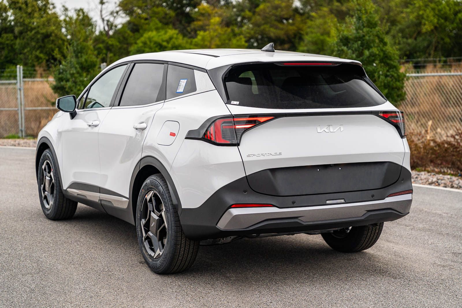 New 2026 Kia Sportage EX image 4