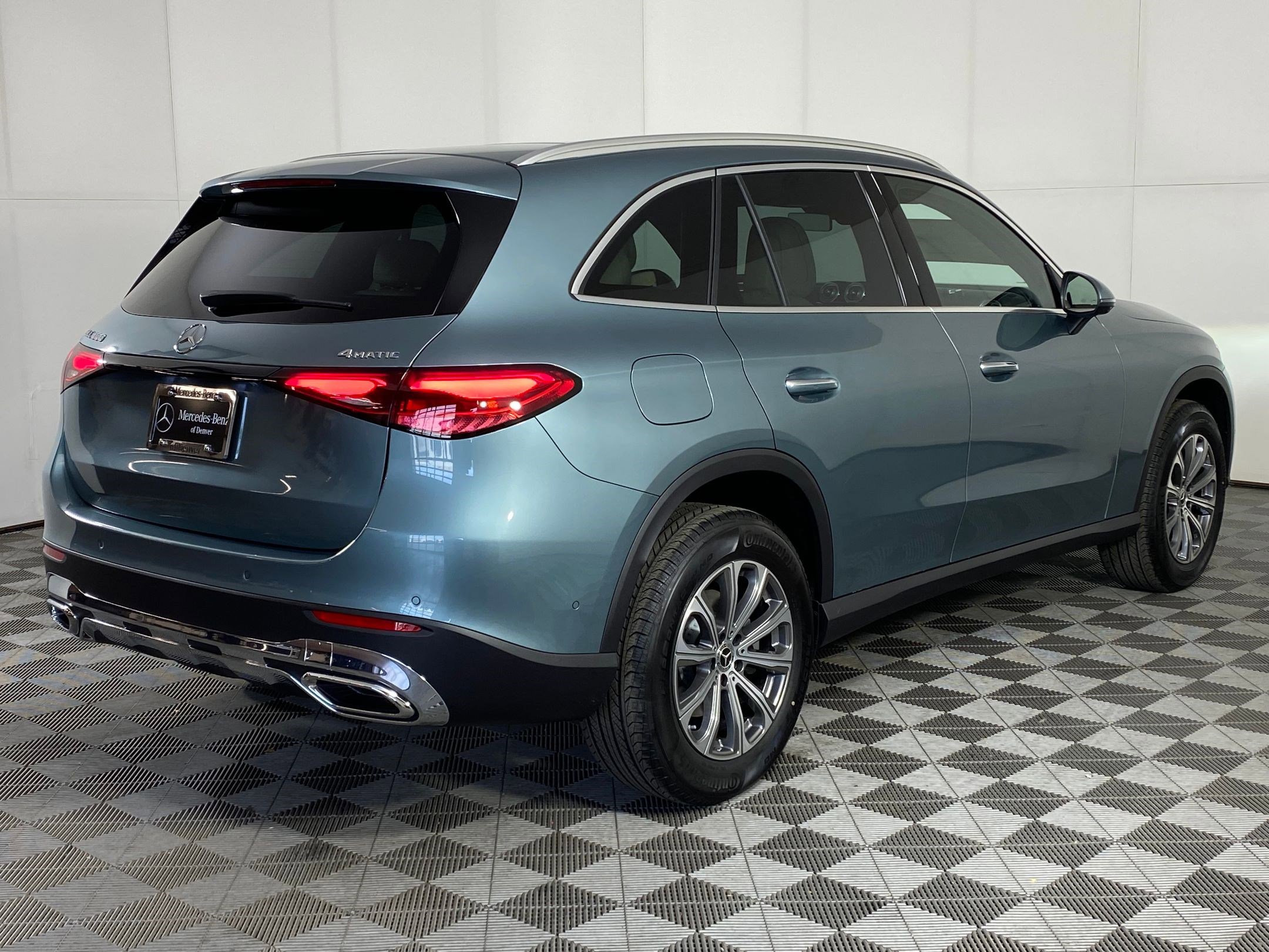 Used 2026 Mercedes-Benz GLC 300 4MATIC image 8