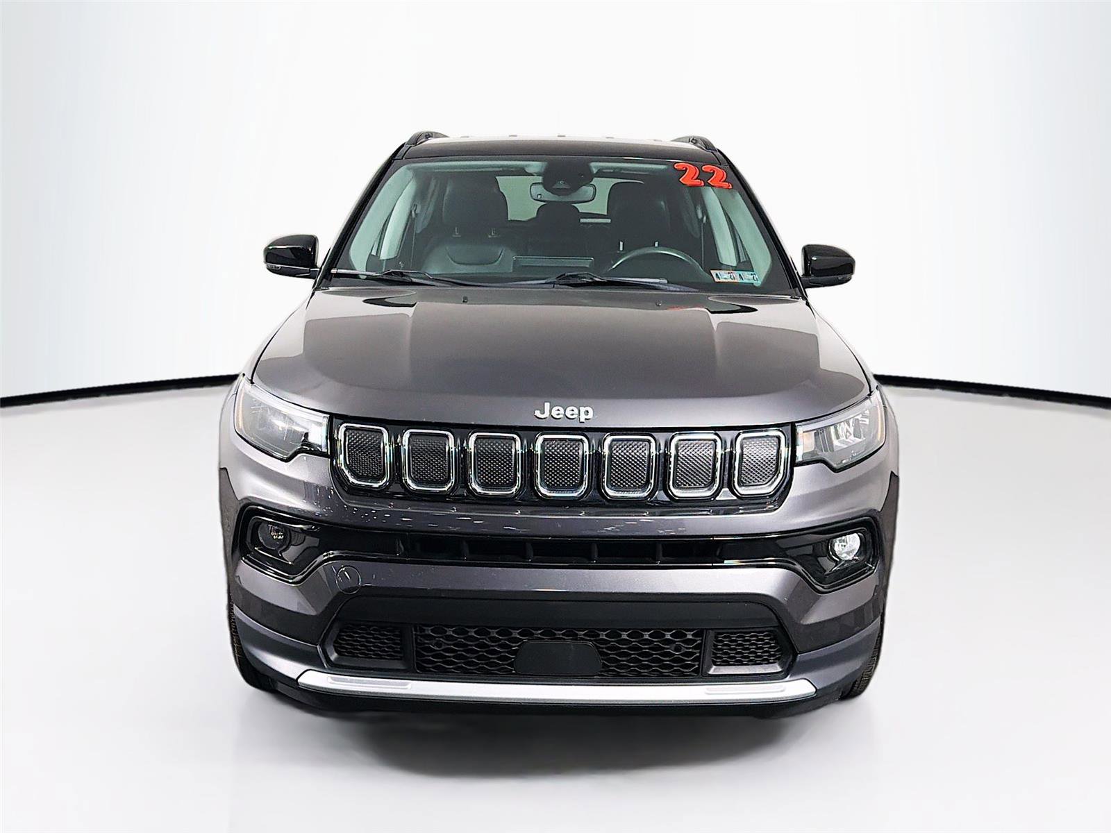 Used 2022 Jeep Compass Limited AWD/4WD image 2