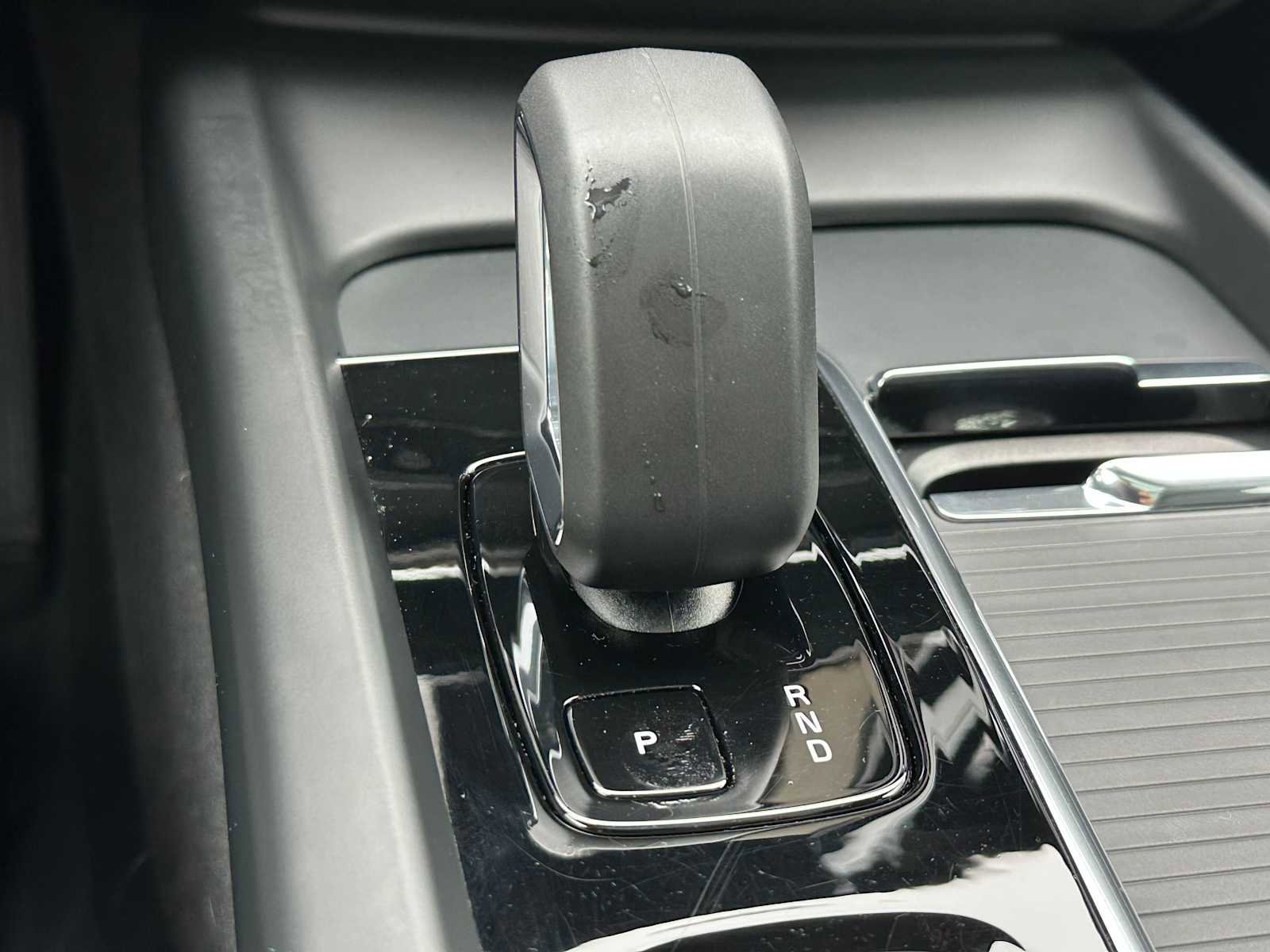 Used 2025 Volvo XC60 B5 Core w/ Protection Package Premier image 30