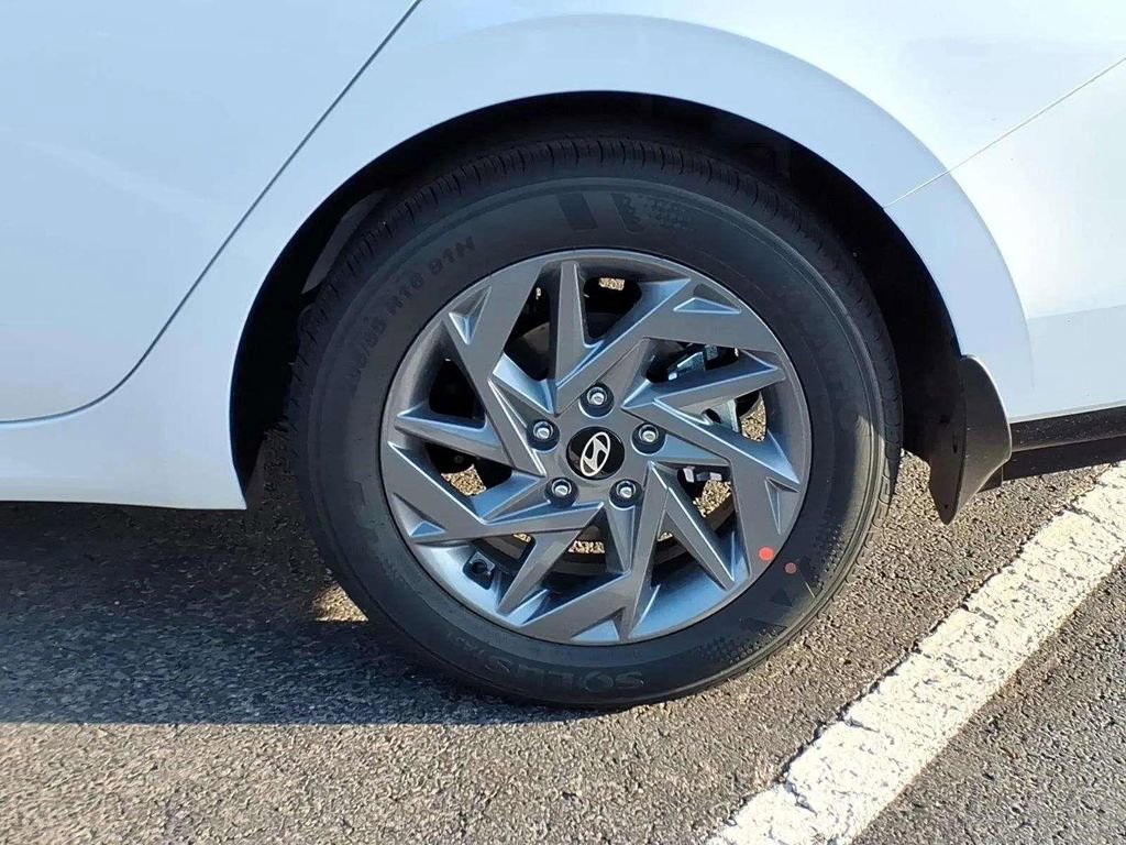 New 2026 Hyundai Elantra Blue image 15