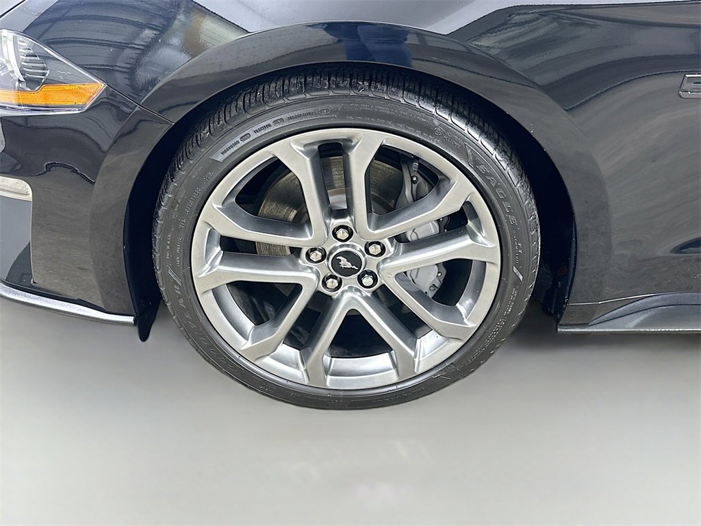 Used 2021 Ford Mustang GT Premium w/ Equipment Group 401A image 8