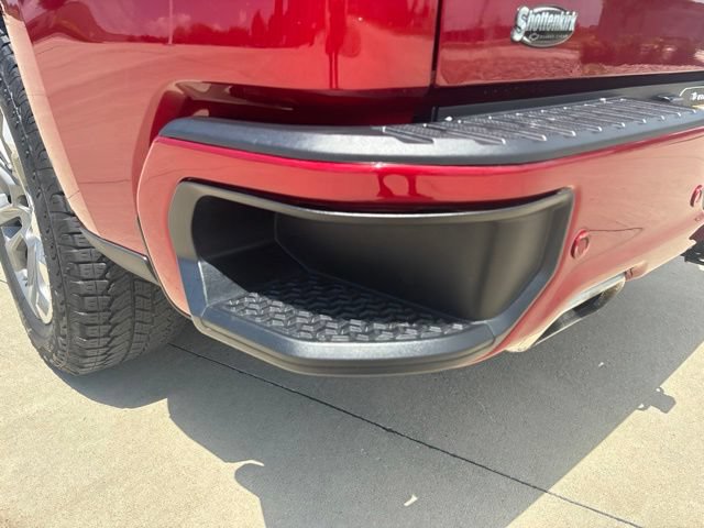 Used 2025 Chevrolet Silverado 1500 High Country AWD/4WD image 28