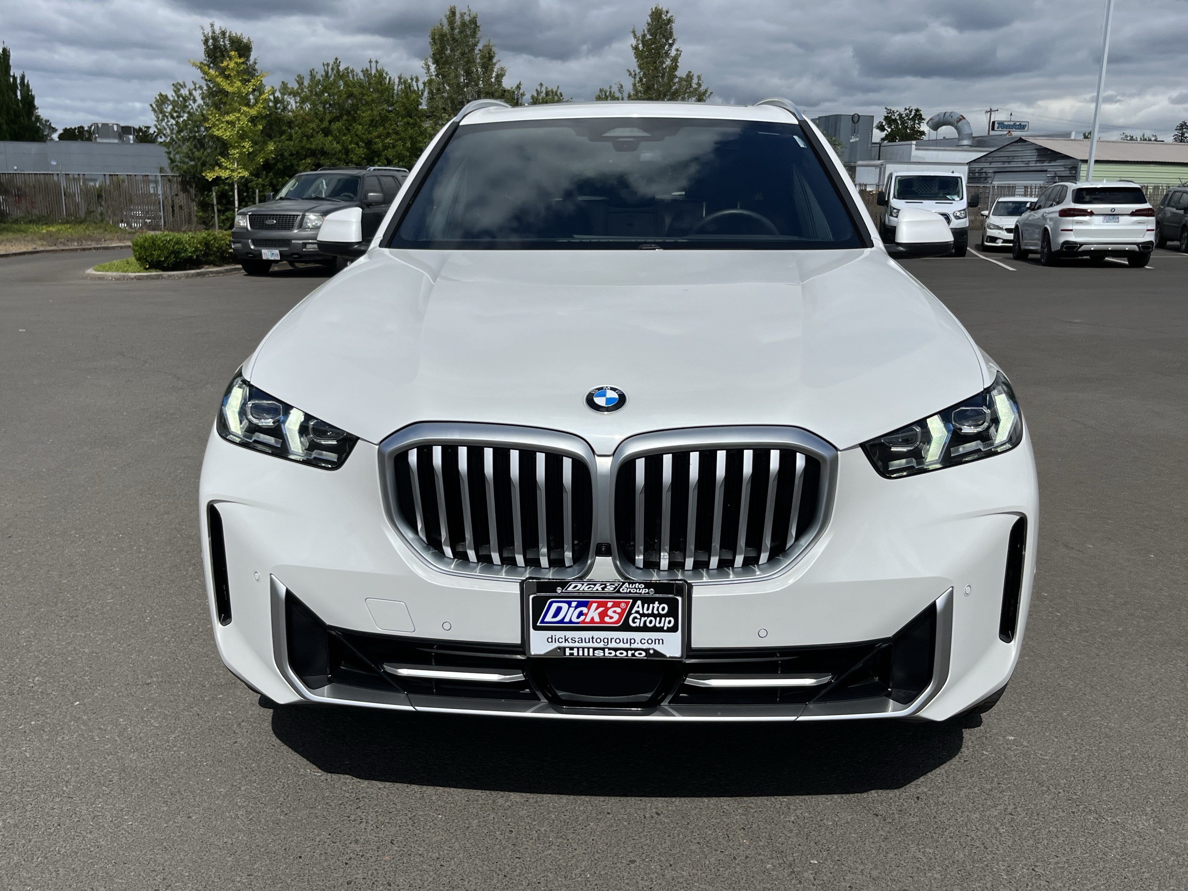Used 2026 BMW X5 xDrive40i w/ Premium Package AWD/4WD image 8