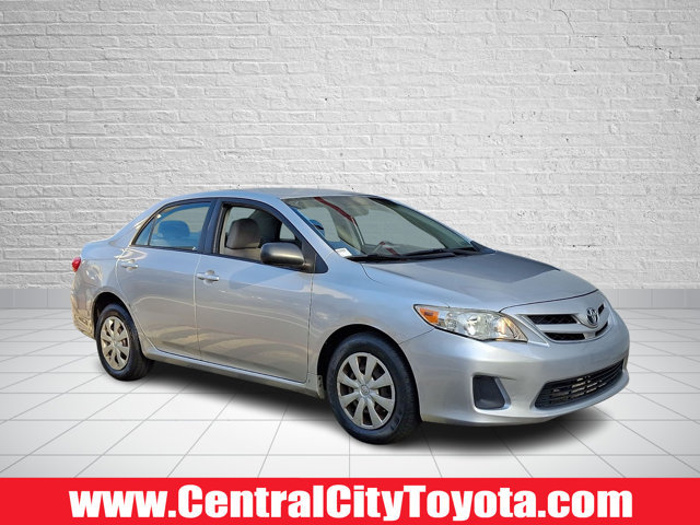 Used 2011 Toyota Corolla LE w/ Preferred Accessory Pkg FWD image 1