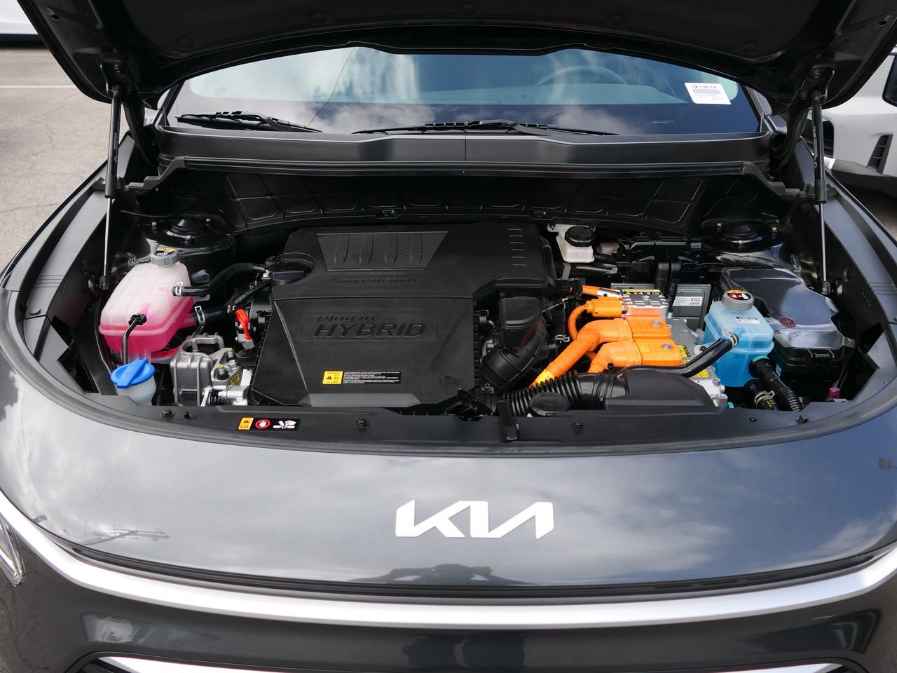 Used 2025 Kia Niro EX image 27