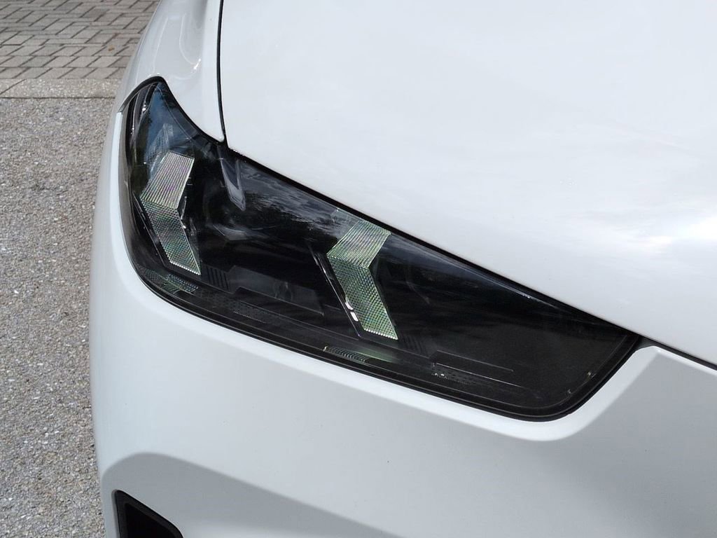 New 2026 BMW X5 xDrive40i w/ Executive Package image 10