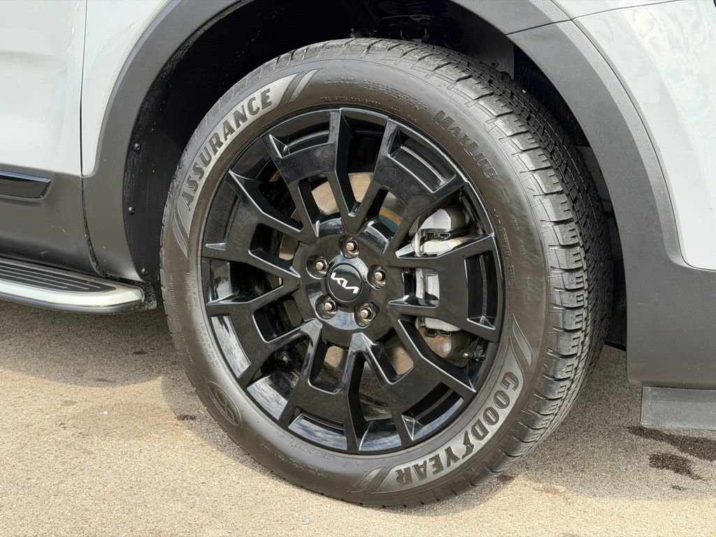 Used 2022 Kia Telluride SX w/ SX Prestige Package image 27