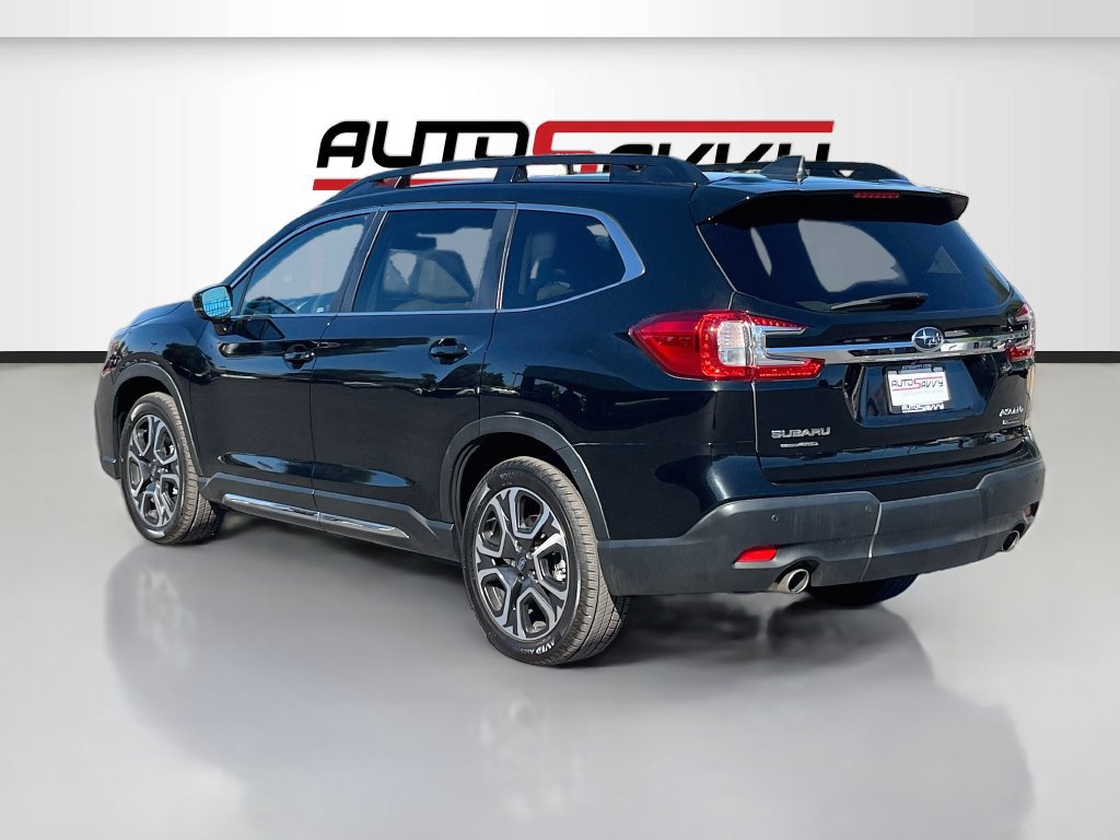 Used 2024 Subaru Ascent Limited w/ Technology Package AWD/4WD image 5