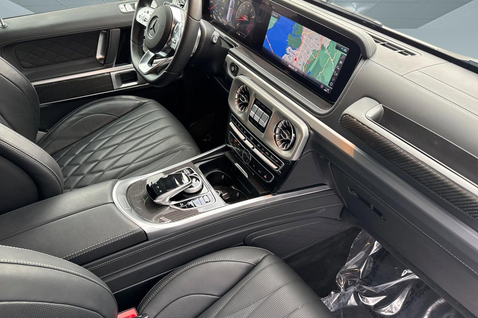 Used 2024 Mercedes-Benz G 550 image 32