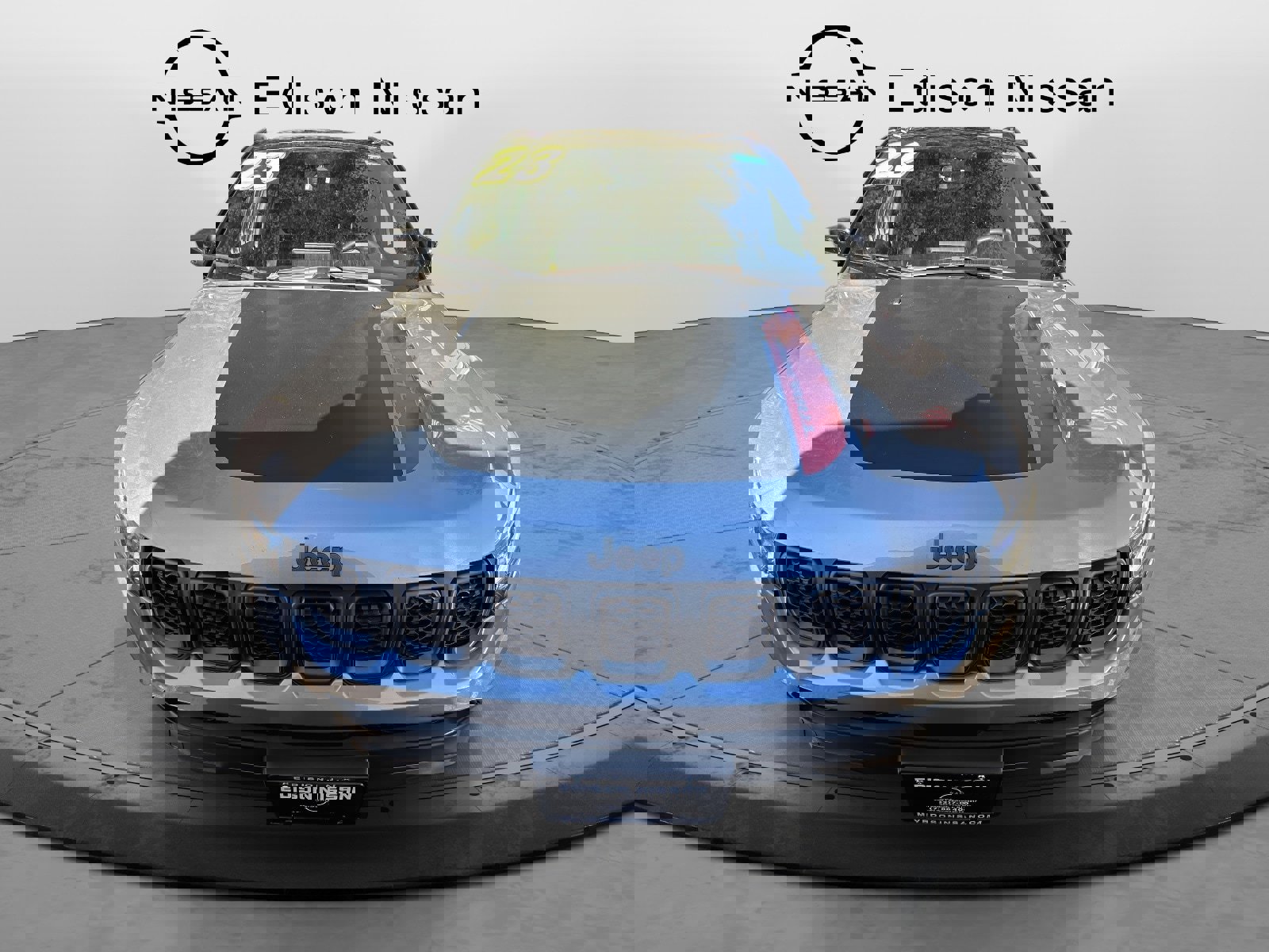 Used 2023 Jeep Compass Trailhawk image 3