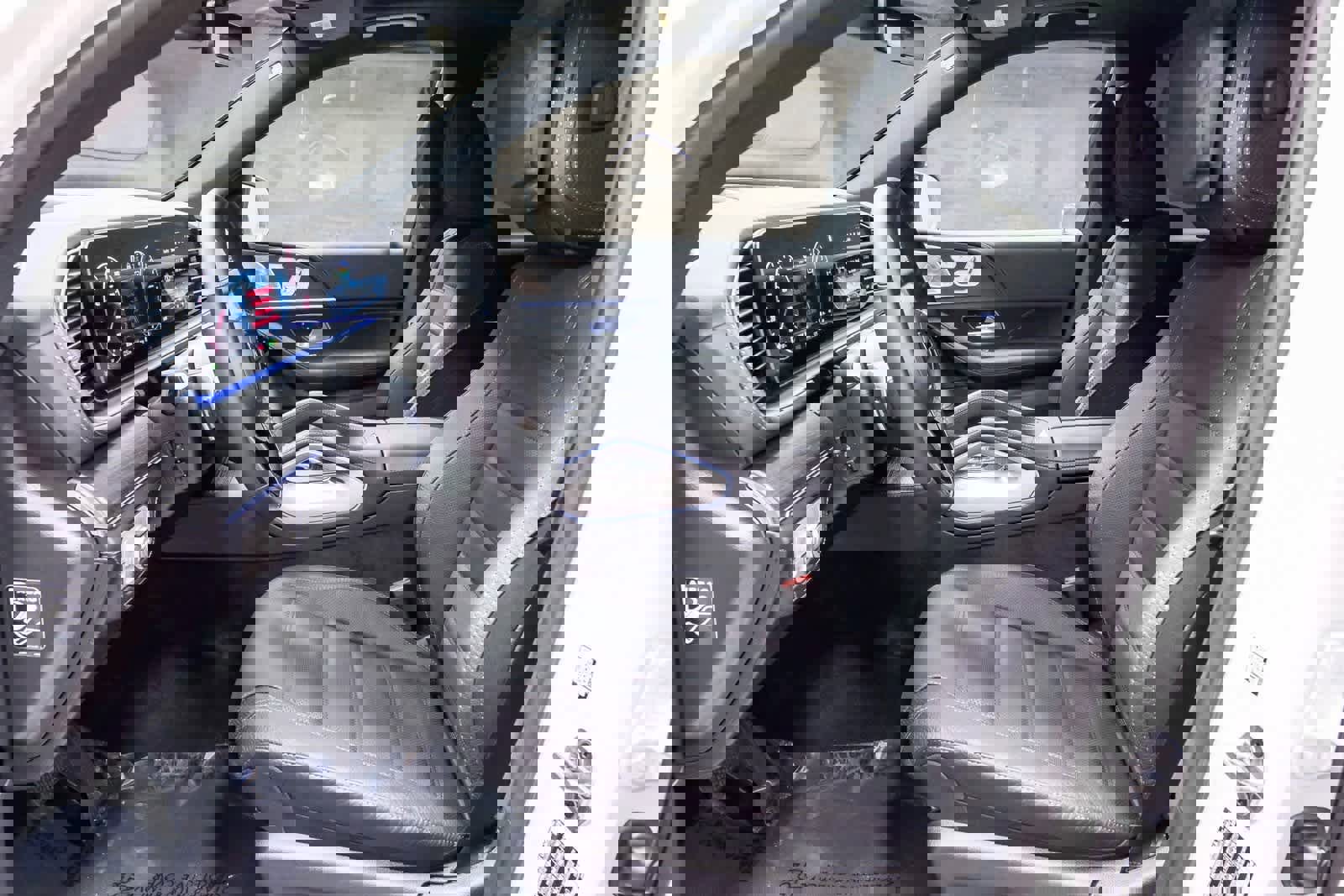 Used 2026 Mercedes-Benz GLE 450e 4MATIC image 16