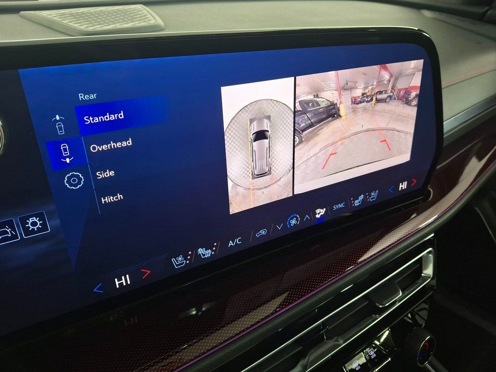 Used 2024 Chevrolet Traverse RS w/ LPO, Floor Liner Package image 22