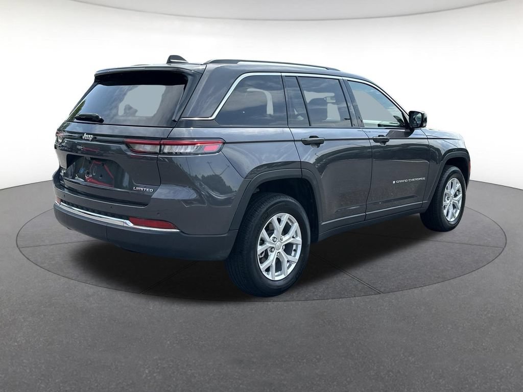 Certified 2023 Jeep Grand Cherokee Limited AWD/4WD image 6