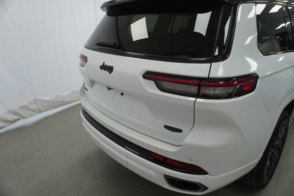 Certified 2024 Jeep Grand Cherokee L Summit image 11