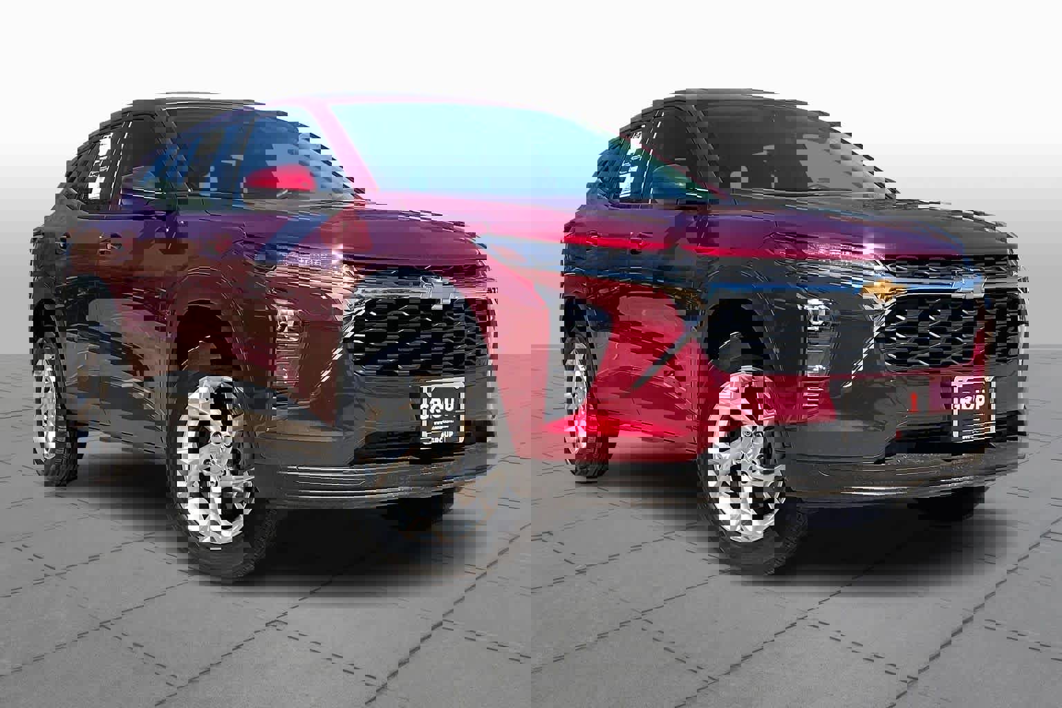 Used 2024 Chevrolet Trax LS w/ LS Convenience Package image 3