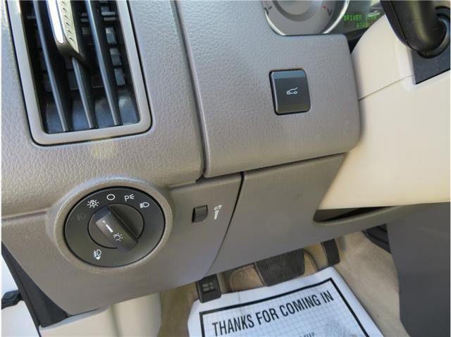 Used 2010 Ford Edge Limited FWD image 12