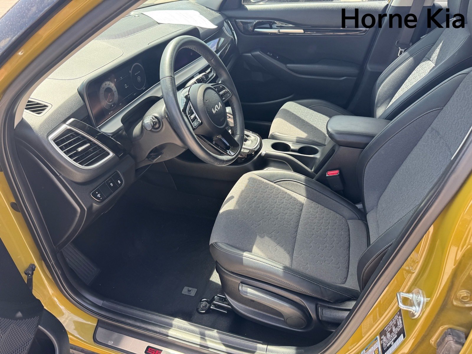 Certified 2024 Kia Seltos S FWD image 9