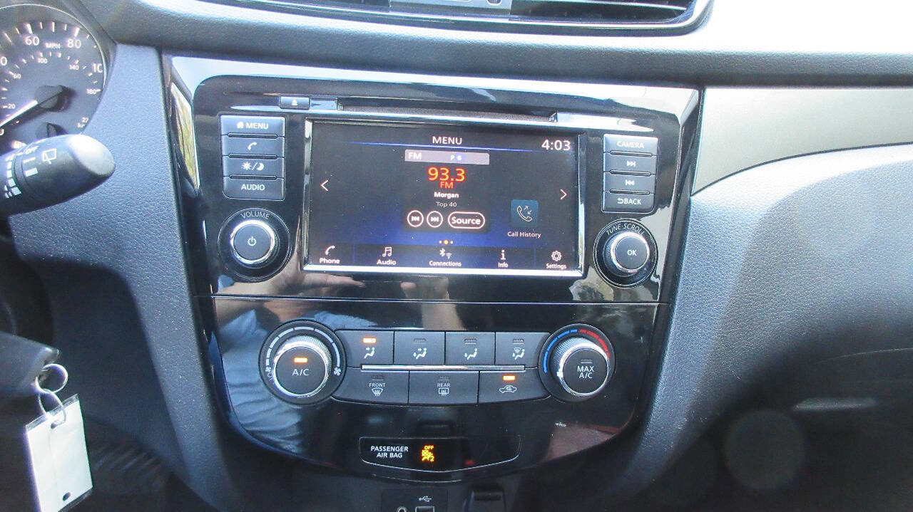 Used 2019 Nissan Rogue Sport S FWD image 38