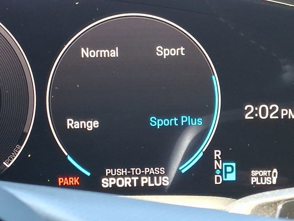 New 2025 Porsche Taycan GTS image 23