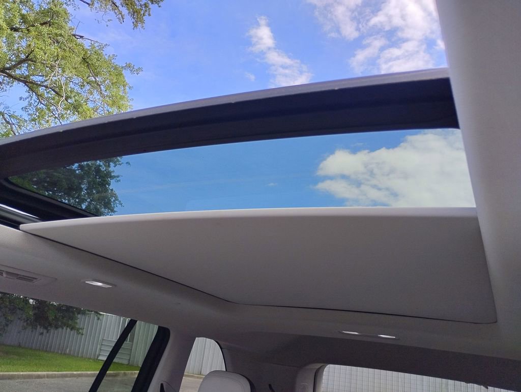 Used 2024 GMC Acadia Denali FWD image 15