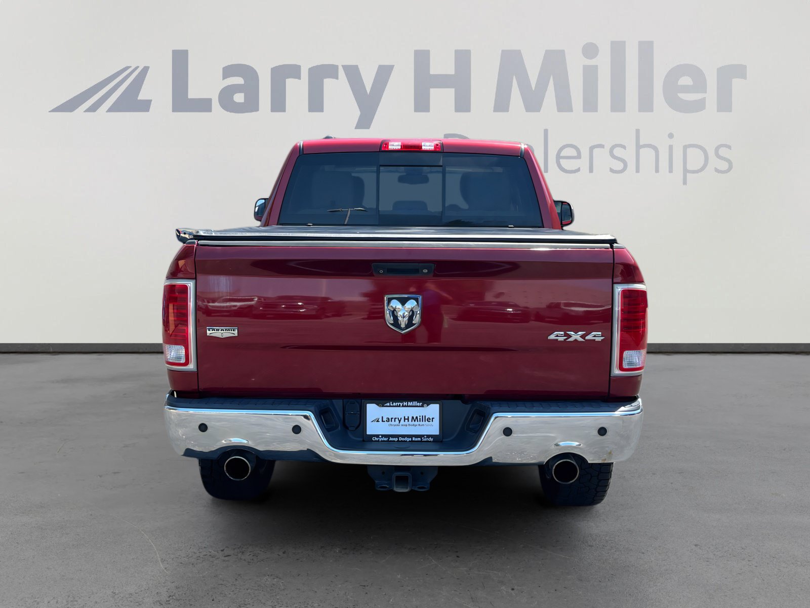 Used 2013 RAM 1500 Laramie w/ Convenience Group AWD/4WD image 4