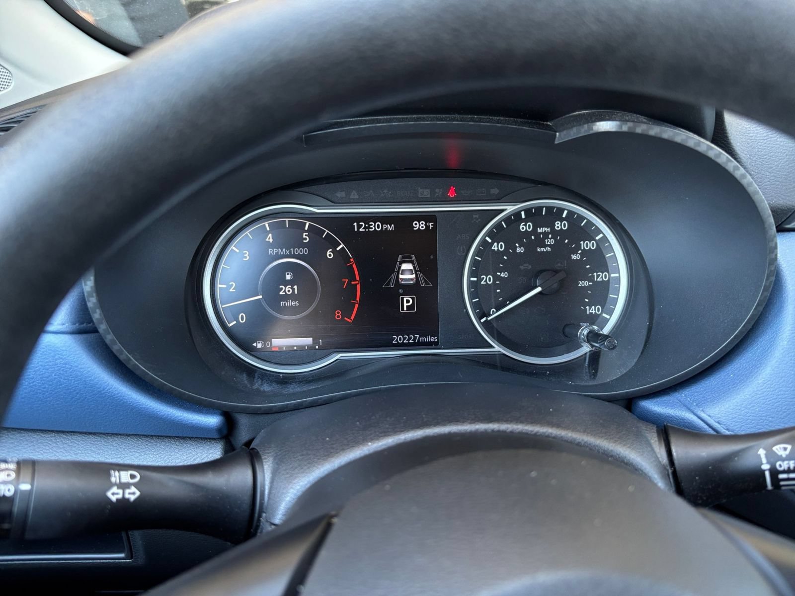 Used 2025 Nissan Versa SV FWD image 39