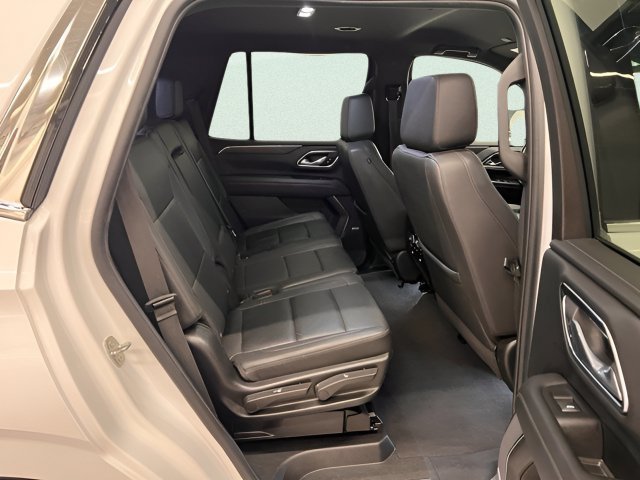 Used 2024 Chevrolet Tahoe LT w/ Luxury Package AWD/4WD image 24
