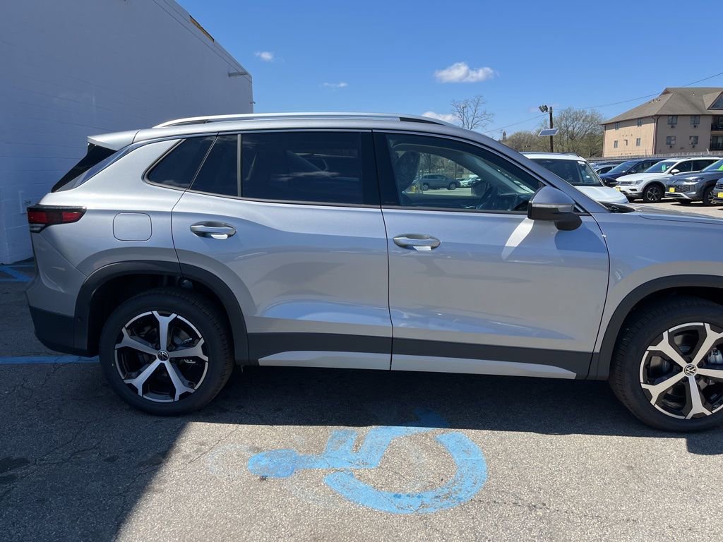 New 2026 Volkswagen Tiguan SE AWD/4WD image 11