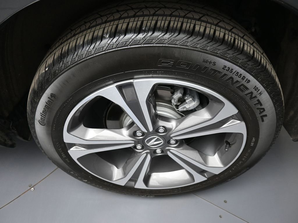 Certified 2025 Acura RDX w/ Technology Package image 15