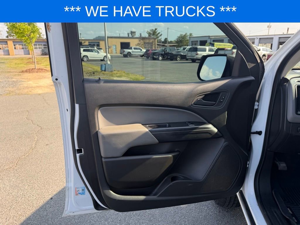 Used 2015 Chevrolet Colorado W/T w/ WT Convenience Package AWD/4WD image 11